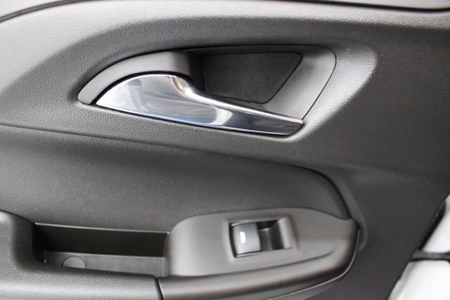 Used 2025 Chevrolet TrailBlazer LT w/ Driver Confidence Package image 33