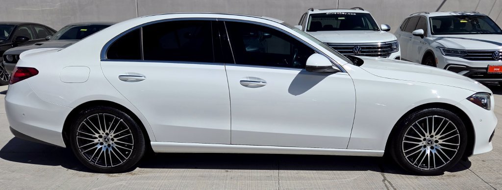Used 2023 Mercedes-Benz C 300 Sedan image 5
