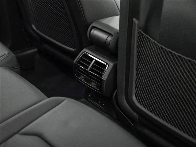 Certified 2025 Audi Q3 2.0T Premium w/ Convenience Package image 18