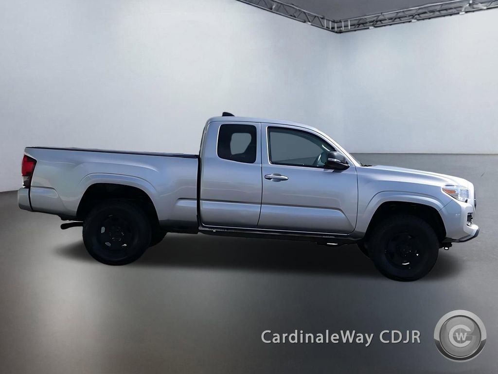 Used 2021 Toyota Tacoma SR w/ SR Convenience Package image 2