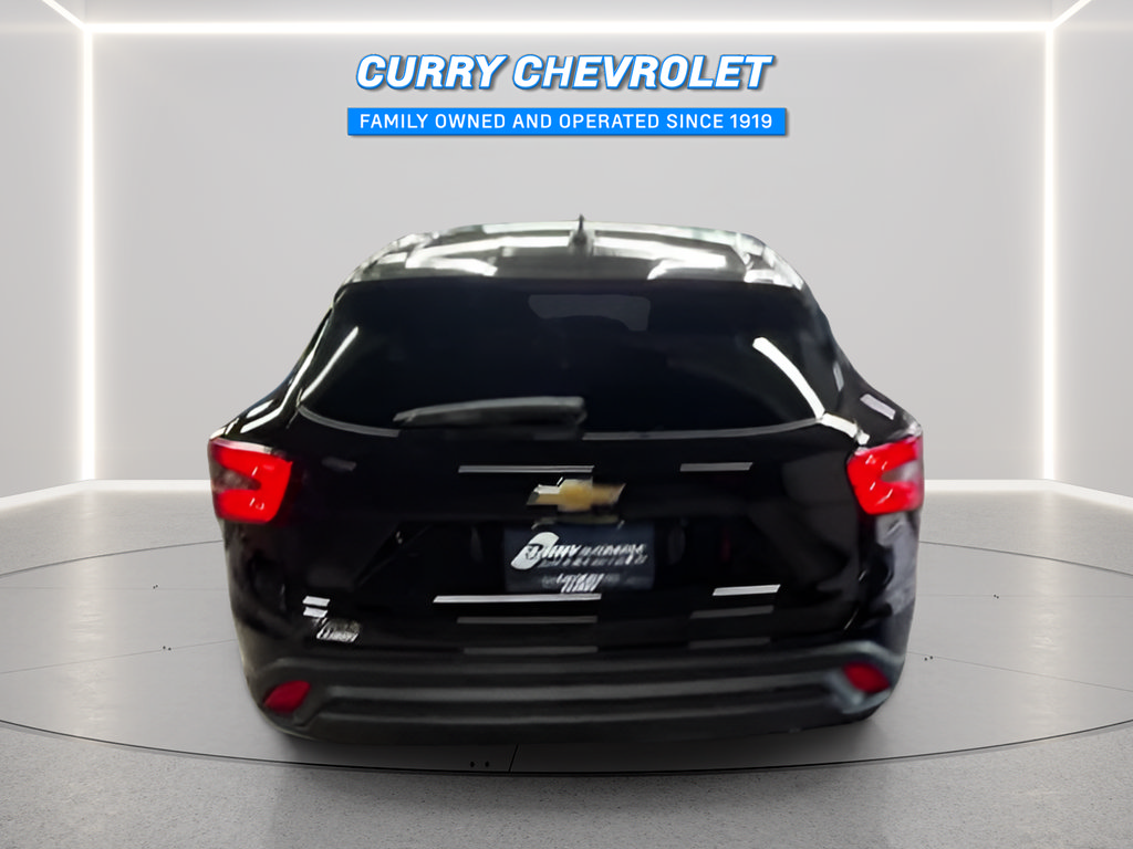 Used 2026 Chevrolet Trax LS w/ LS Convenience Package FWD image 11