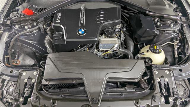 Used 2015 BMW 328i Sedan w/ Premium Package image 32