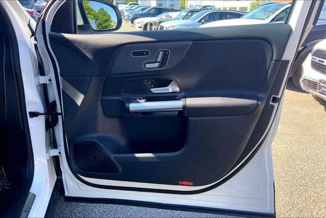 Used 2026 Mercedes-Benz GLA 250 4MATIC image 19