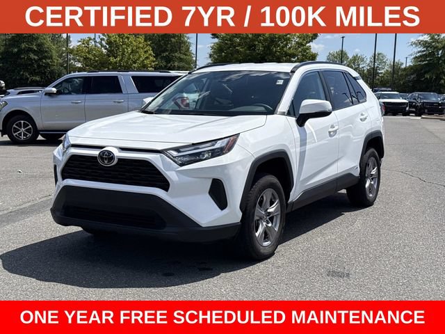 Used 2025 Toyota RAV4 LE AWD/4WD image 5