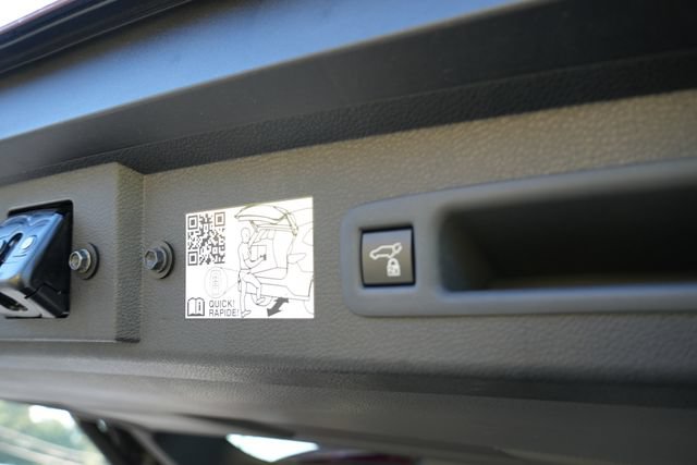 Used 2023 Toyota Sienna XLE FWD image 12