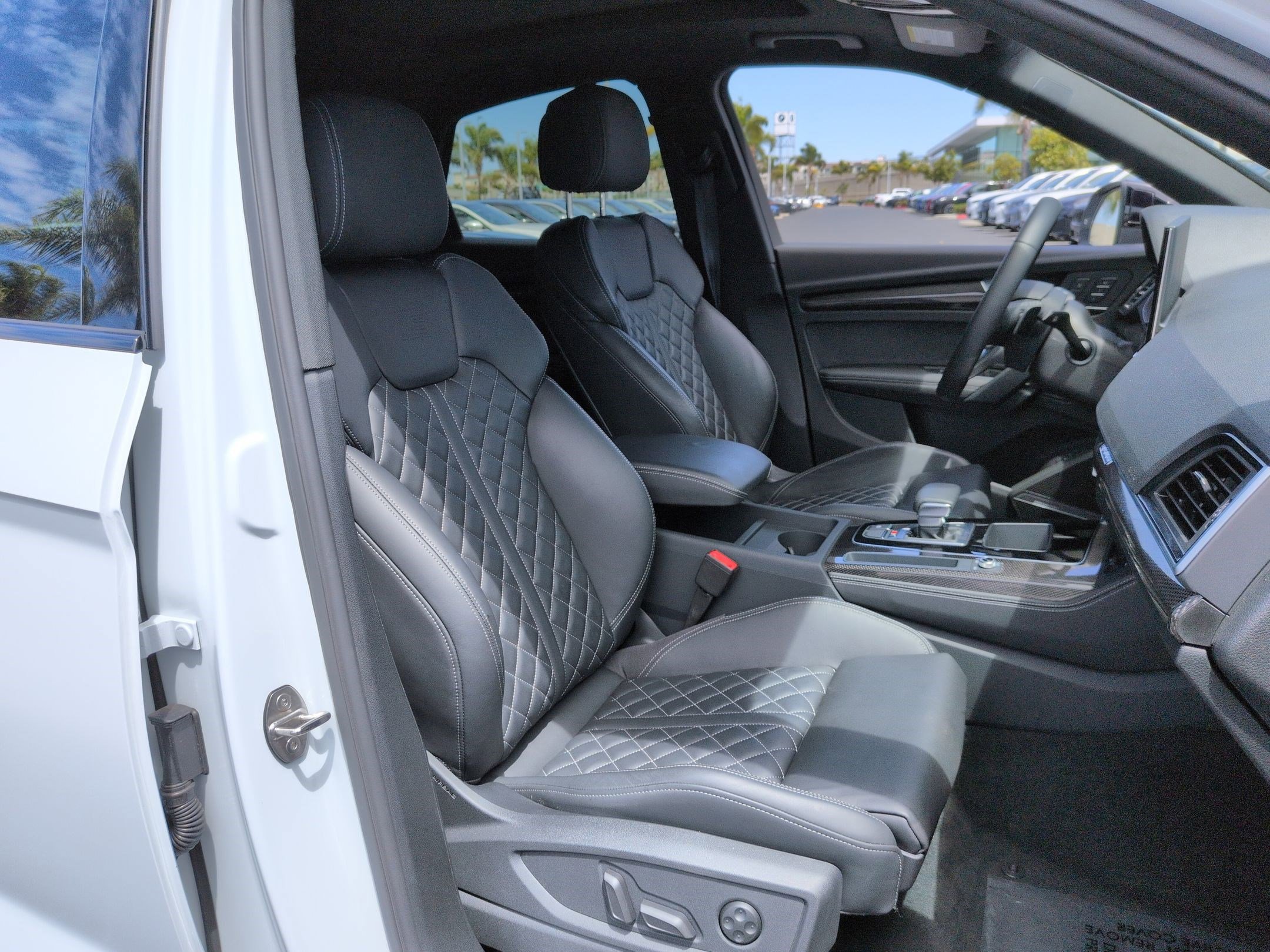 Used 2024 Audi SQ5 Premium Plus w/ Premium Plus Package AWD/4WD image 32