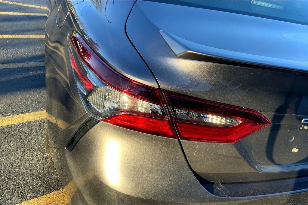 Used 2023 Toyota Camry SE image 33