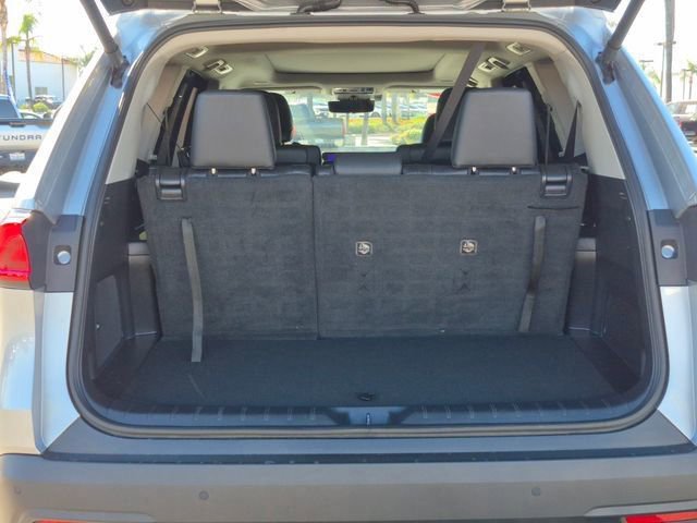 Used 2024 Toyota Grand Highlander Platinum image 8