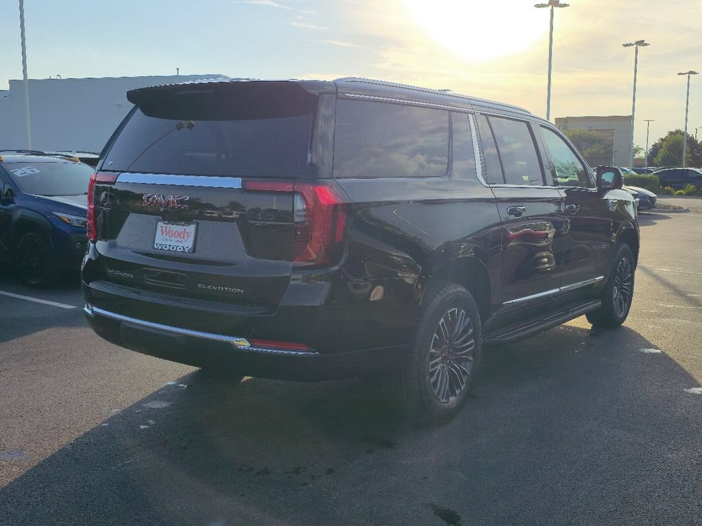 New 2026 GMC Yukon XL Elevation w/ Elevation Premium Package AWD/4WD image 9