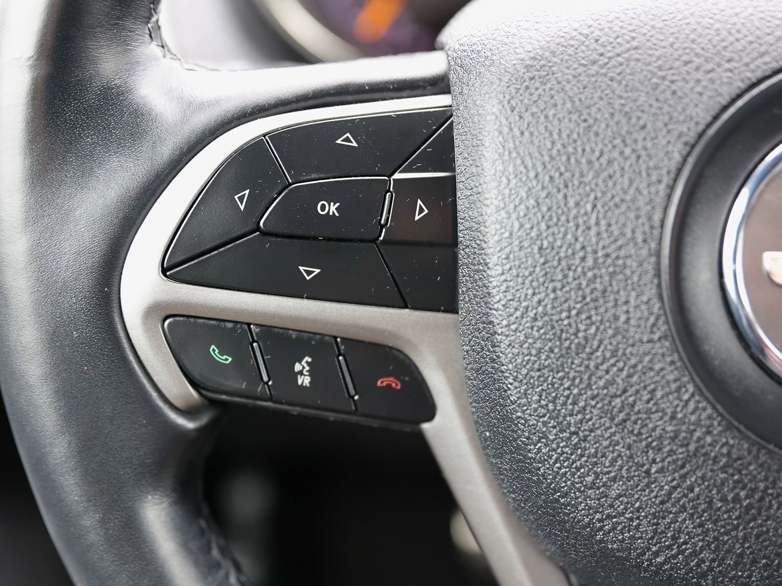 Used 2018 Jeep Grand Cherokee High Altitude image 39