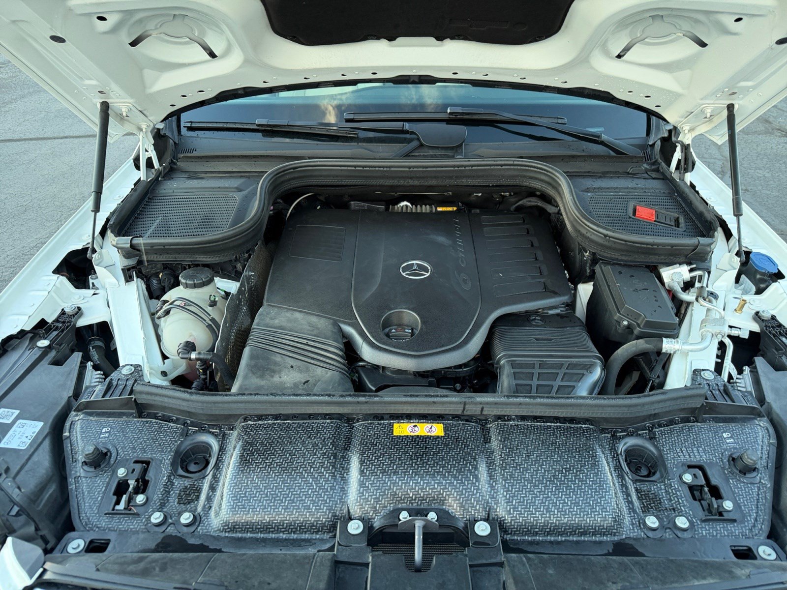 Used 2024 Mercedes-Benz GLS 450 4MATIC image 20
