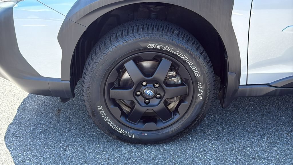Certified 2025 Subaru Outback Wilderness AWD/4WD image 8