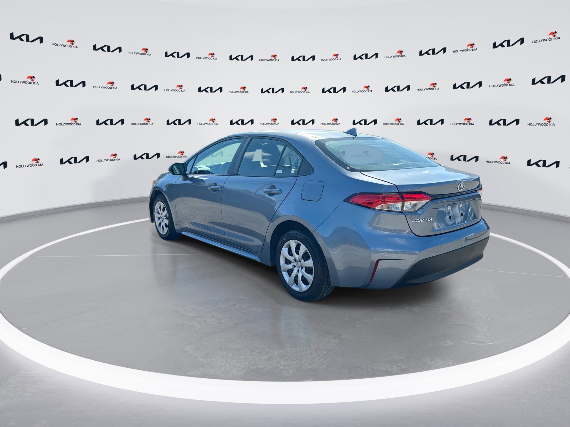 Used 2024 Toyota Corolla LE image 6