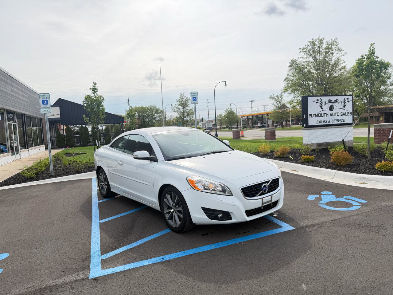 Used 2012 Volvo C70 T5 FWD image 10
