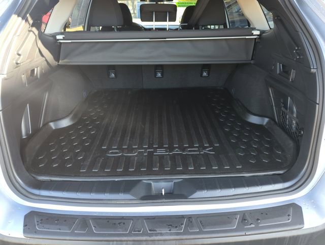 Used 2023 Subaru Outback Premium image 26