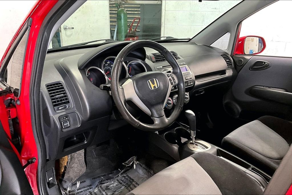 Used 2007 Honda Fit Sport image 16