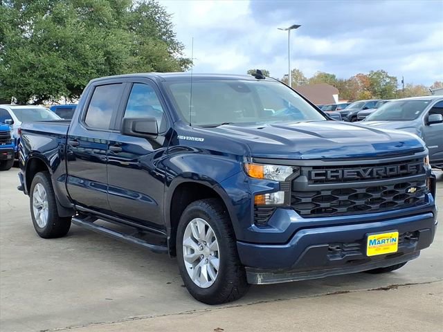 Used 2023 Chevrolet Silverado 1500 Custom image 3