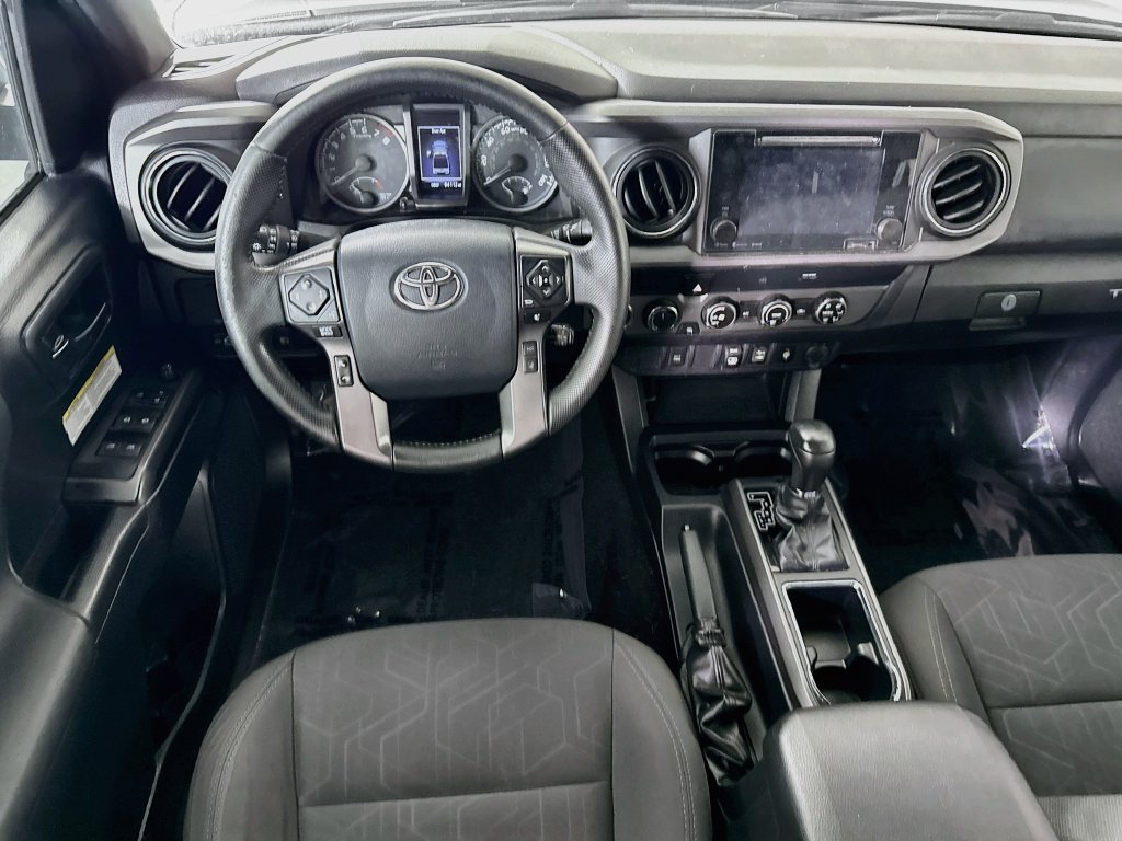 Used 2019 Toyota Tacoma TRD Off-Road AWD/4WD image 3