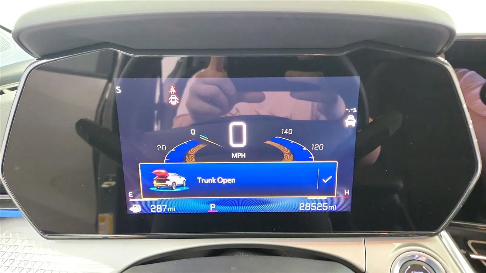 Used 2024 Chevrolet Trax LT w/ Driver Confidence Package FWD image 25