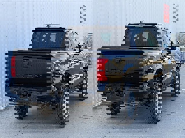 Used 2024 Toyota Tacoma SR5 image 4