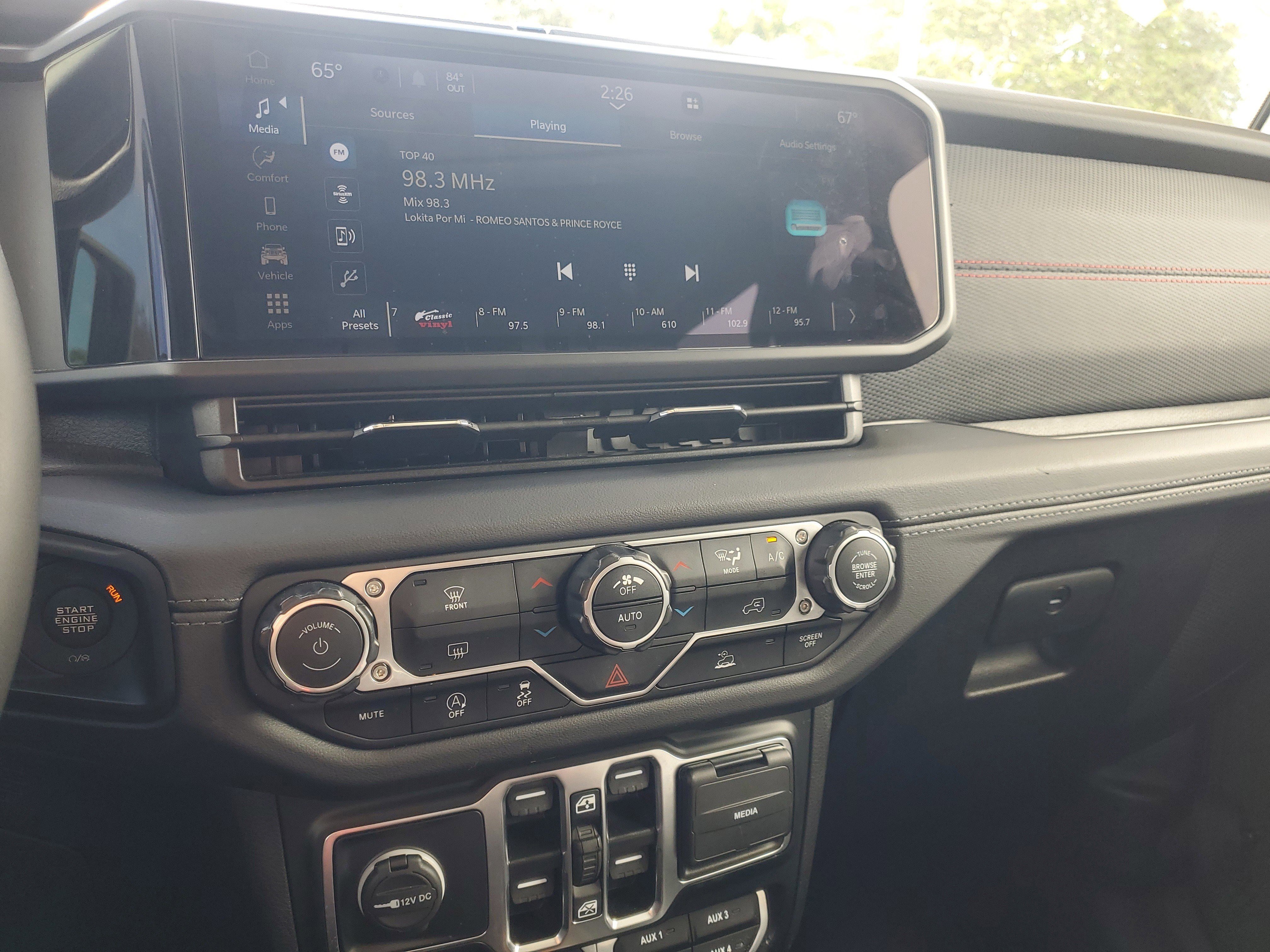 Used 2024 Jeep Wrangler Unlimited Rubicon image 24