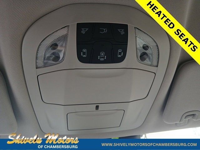 Used 2017 Chrysler Pacifica Touring-L Plus w/ Tire & Wheel Group image 18