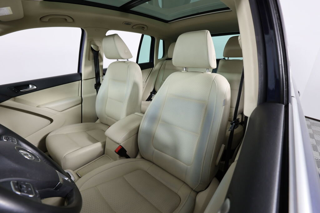 Used 2014 Volkswagen Tiguan SEL image 11