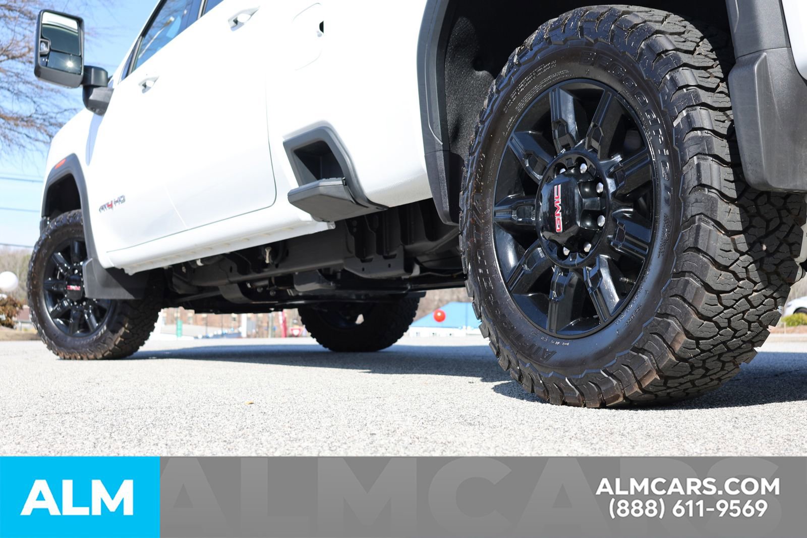 Used 2026 GMC Sierra 2500 AT4 image 15