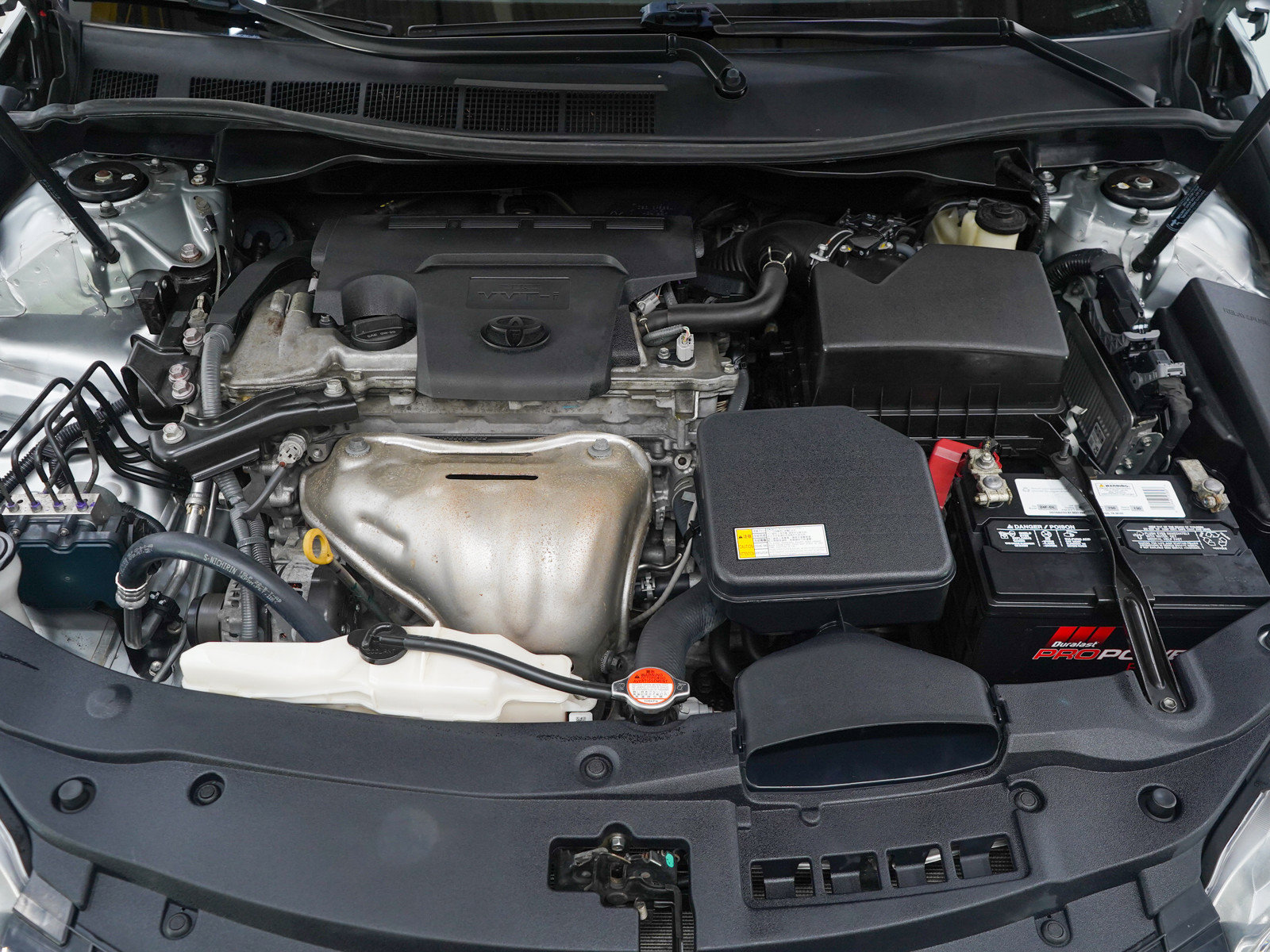 Used 2016 Toyota Camry LE FWD image 29