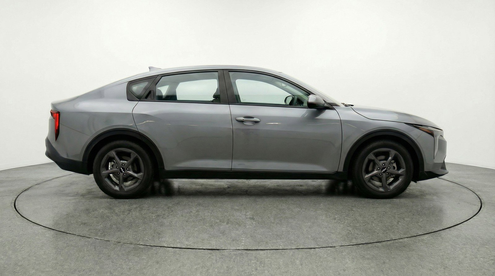 Used 2025 Kia K4 LXS FWD image 11