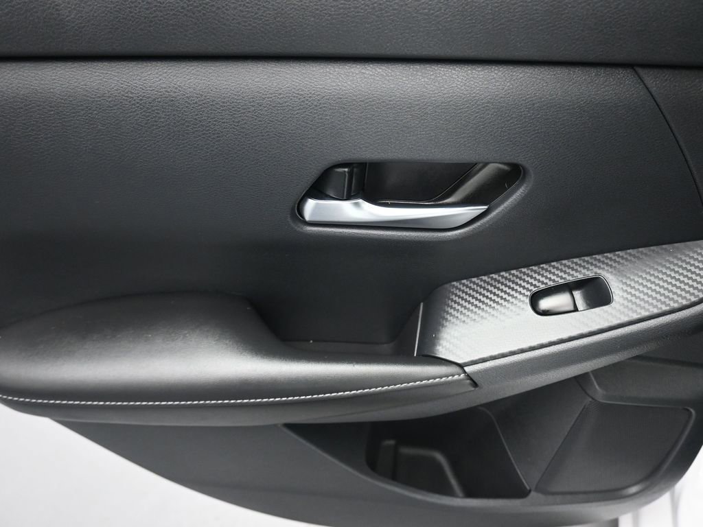 Used 2023 Nissan Sentra SV FWD image 29