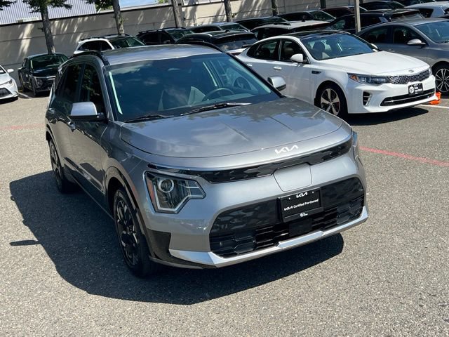 Certified 2024 Kia Niro Wind w/ Wind Preserve Package FWD image 5