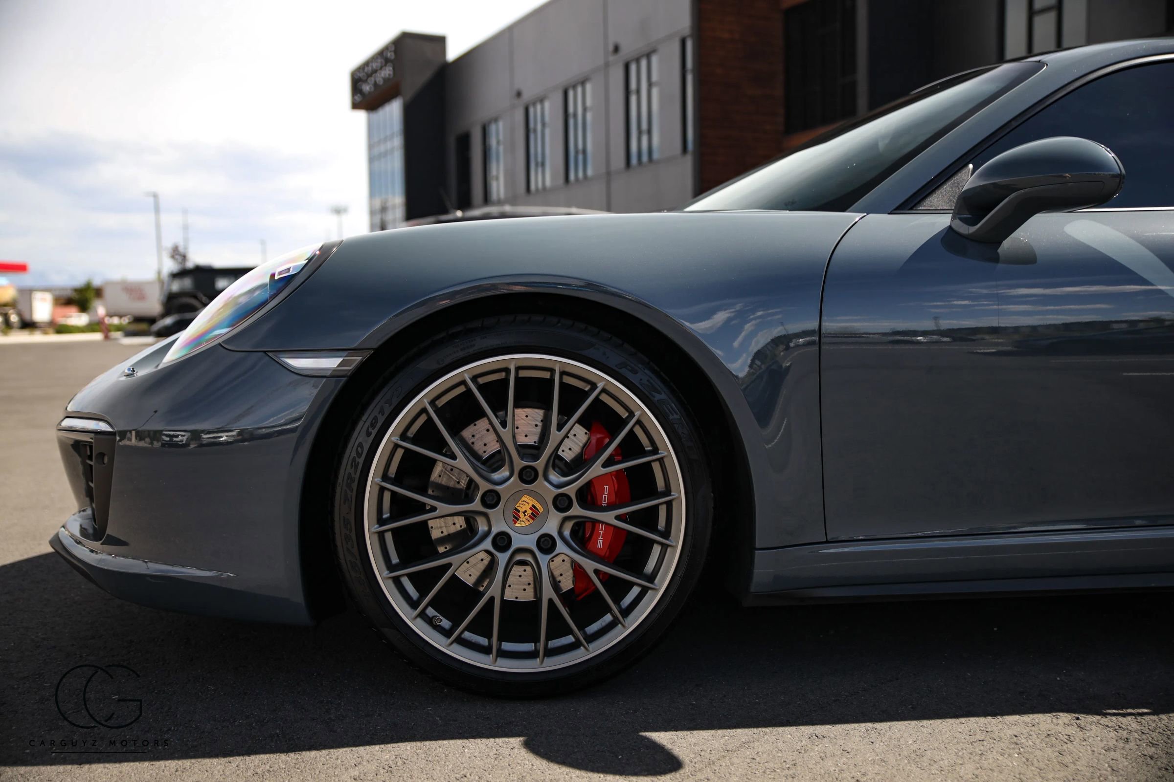 Used 2017 Porsche 911 Carrera 4S image 9