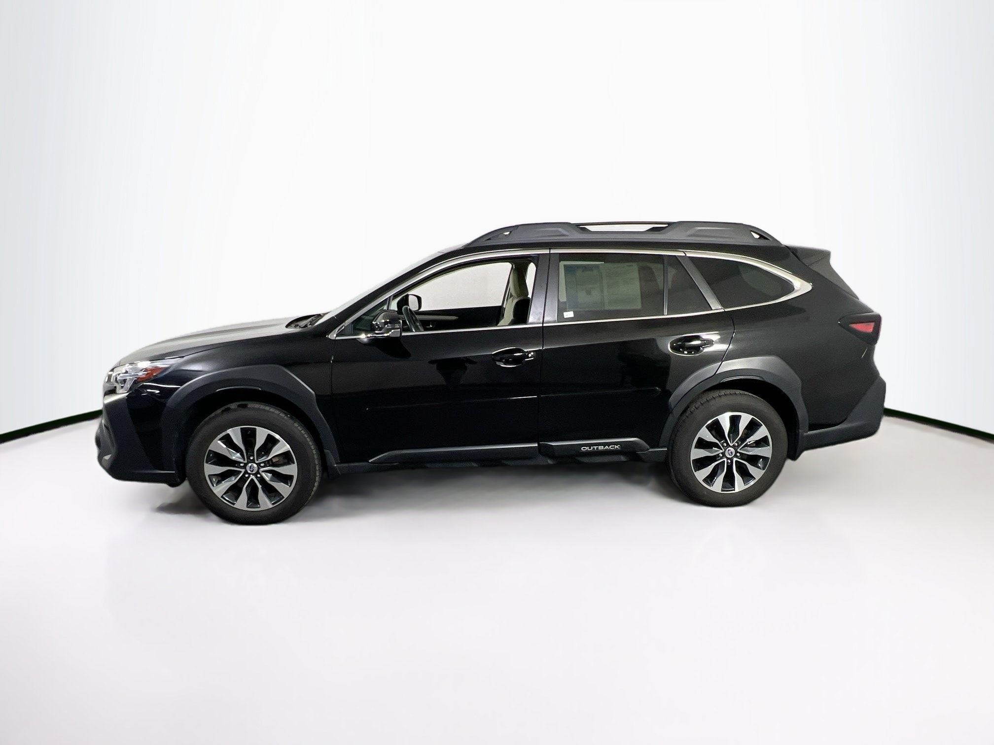 Used 2023 Subaru Outback Limited AWD/4WD image 8