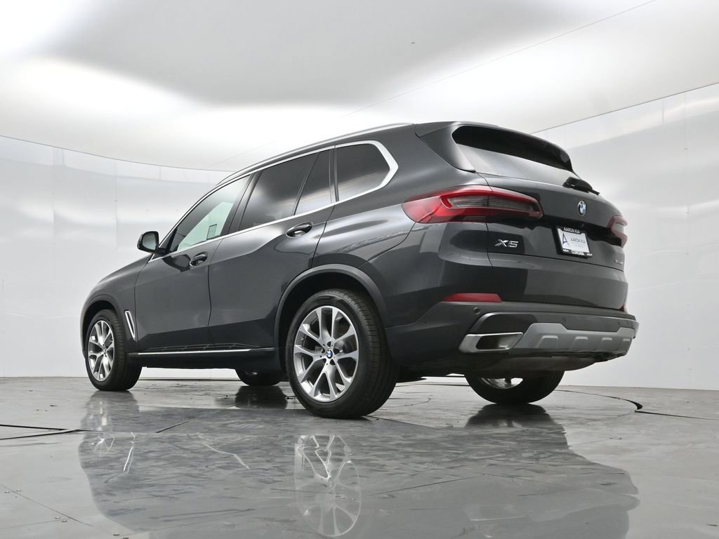 Used 2023 BMW X5 xDrive40i AWD/4WD image 53
