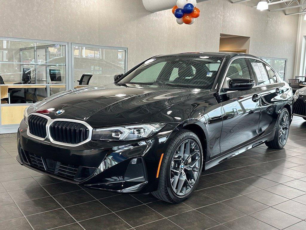 Used 2026 BMW 330i xDrive Sedan AWD/4WD image 25