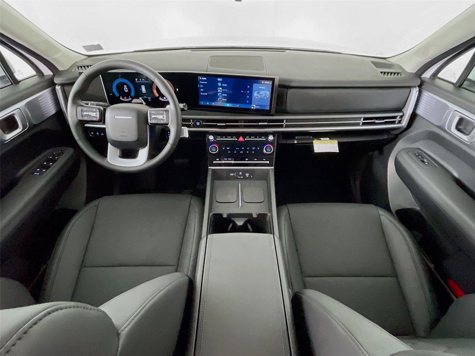 Certified 2025 Hyundai Santa Fe SEL image 18