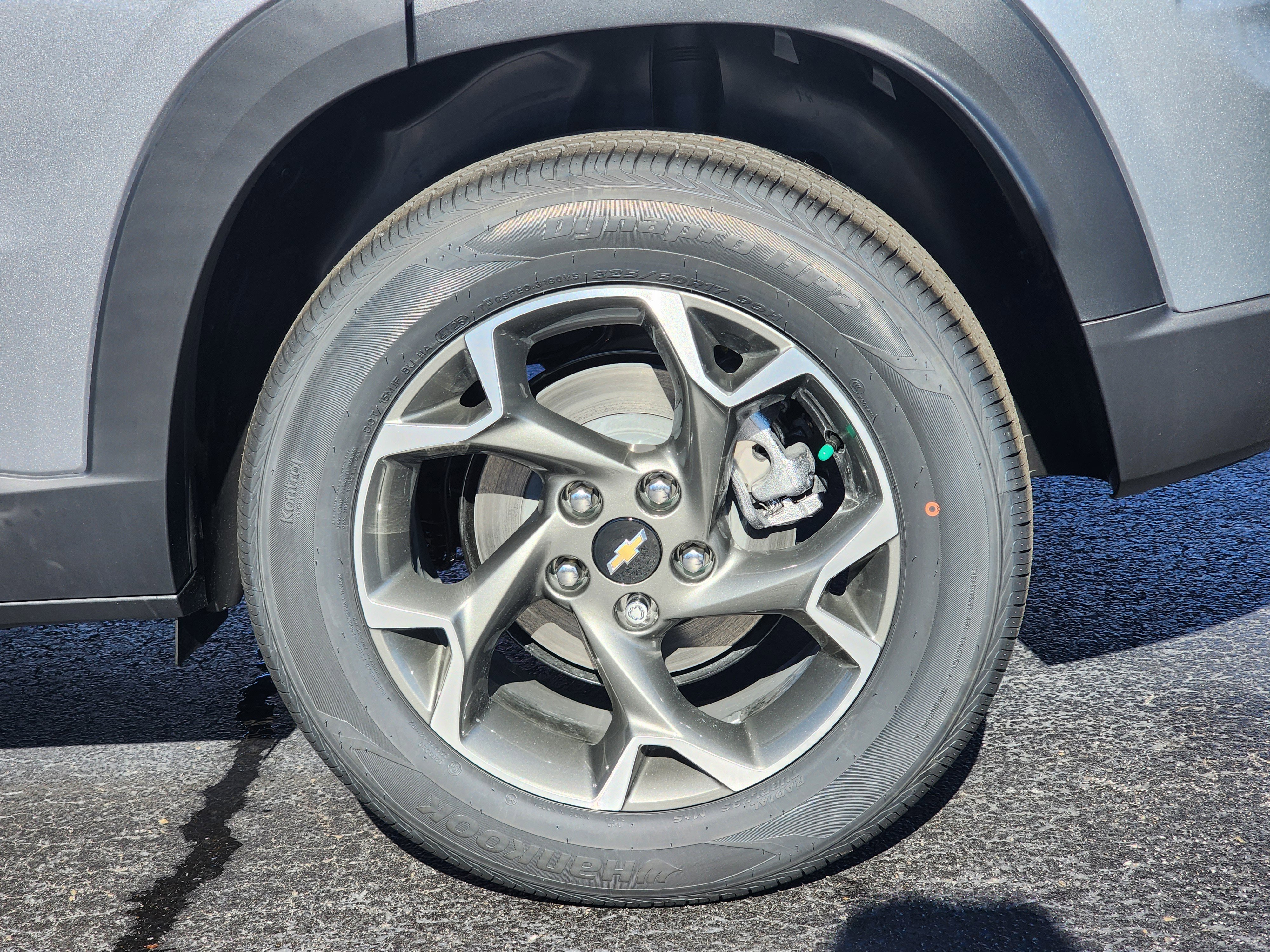 New 2026 Chevrolet Trax LT w/ Driver Confidence Package image 9