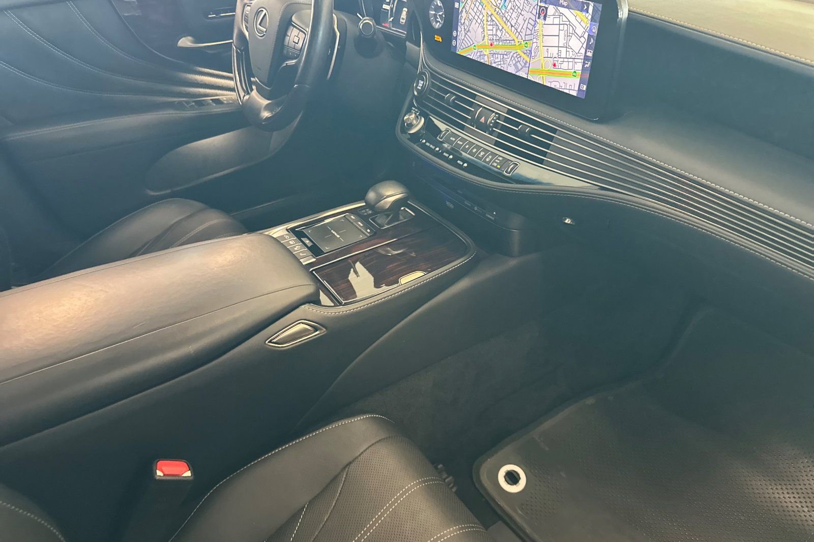 Used 2021 Lexus LS 500 w/ Interior Upgrade Package RWD image 12