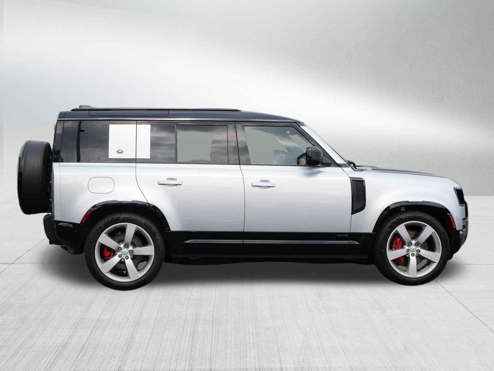 Certified 2024 Land Rover Defender 110 X AWD/4WD image 6