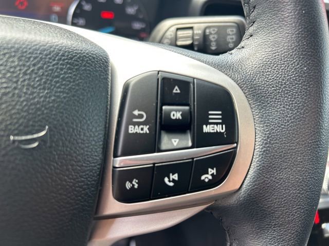 Used 2023 Ford Explorer XLT AWD/4WD image 26