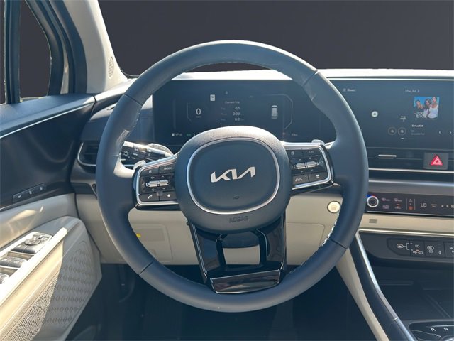 New 2026 Kia Carnival SX w/ SX Dark Edition Package image 13