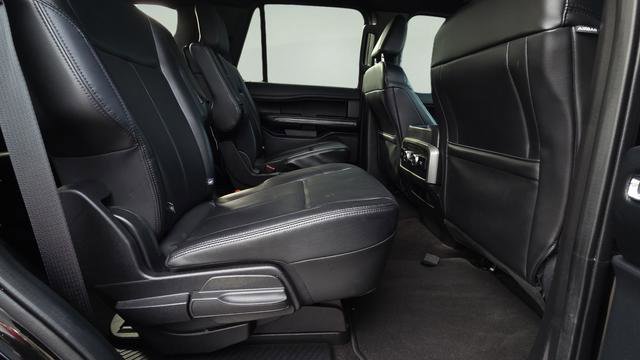 Used 2021 Ford Expedition XLT image 19