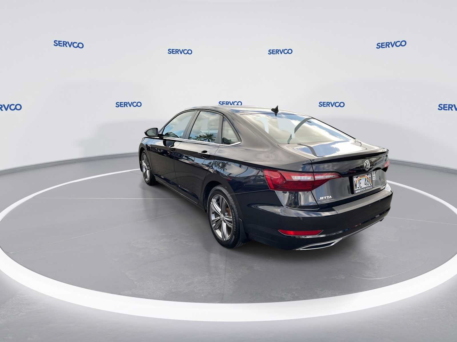 Used 2020 Volkswagen Jetta R-Line w/ R-Line Cold Weather Package FWD image 6