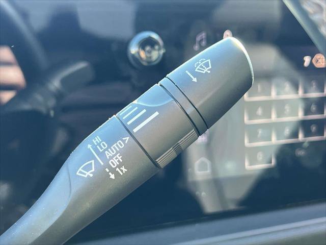 Used 2024 Buick Envista Sport Touring w/ Convenience I Package image 24