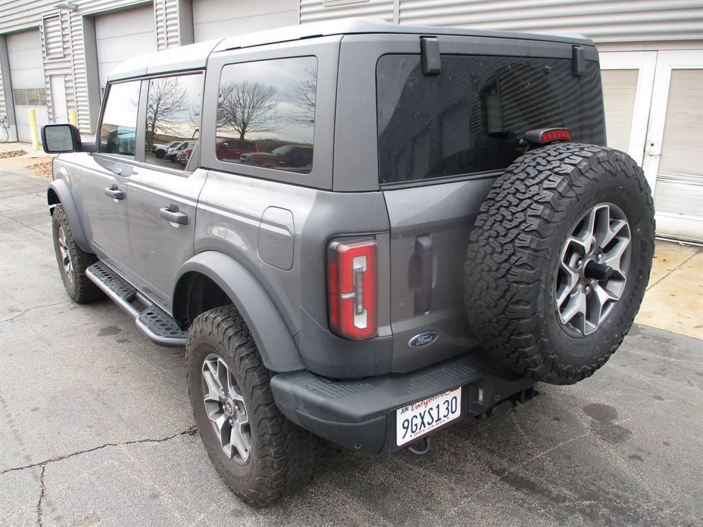 Used 2023 Ford Bronco Badlands AWD/4WD image 3