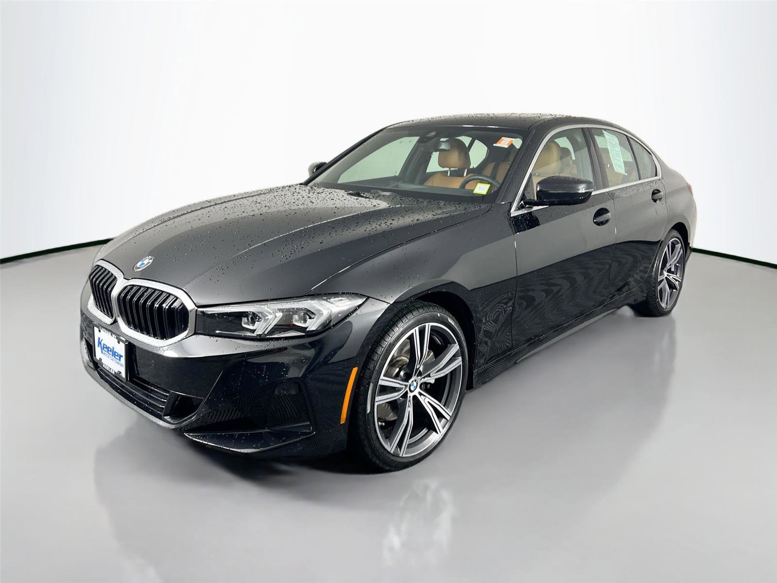 Certified 2024 BMW 330i xDrive Sedan w/ Convenience Package image 2