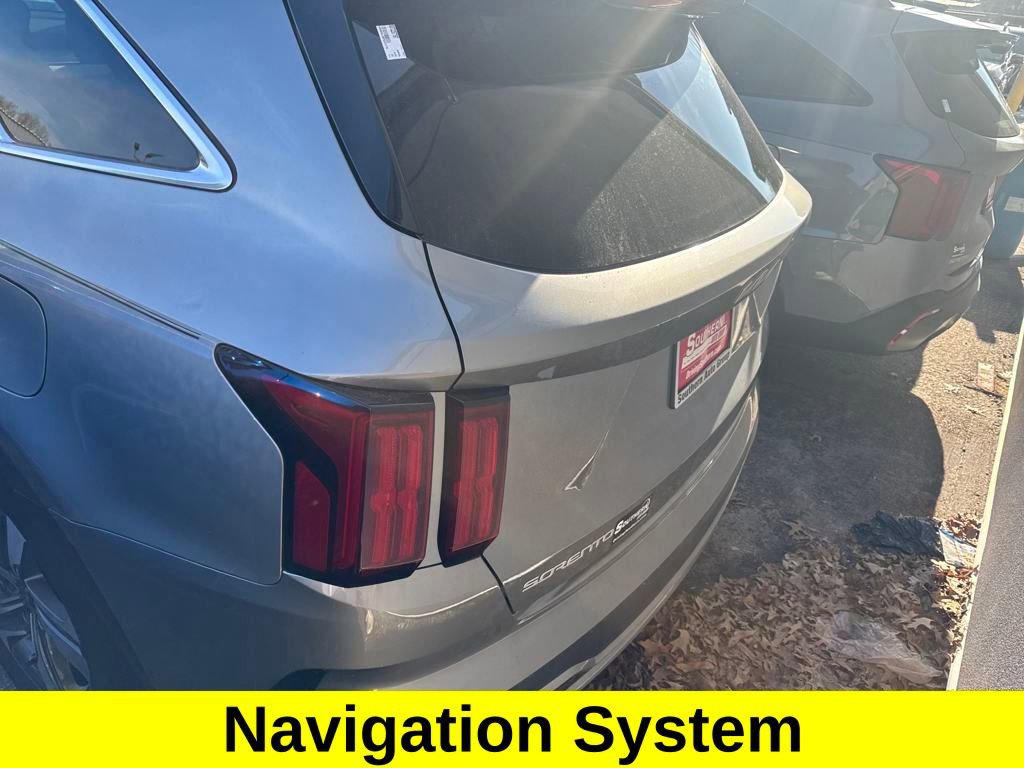 Certified 2023 Kia Sorento SX Prestige image 4