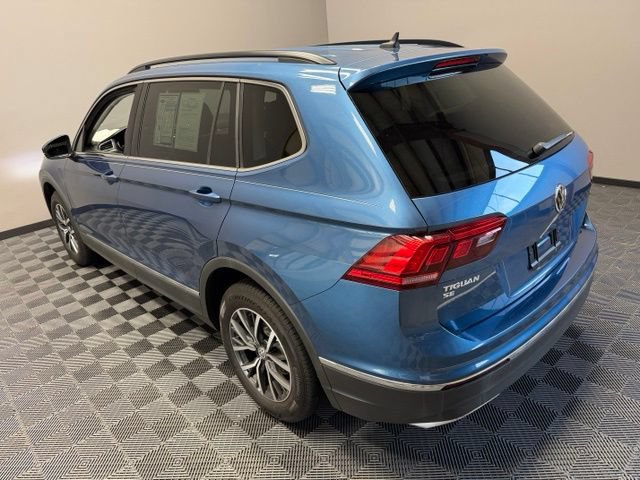 Used 2020 Volkswagen Tiguan SE w/ 3rd Row Seat Package AWD/4WD image 9