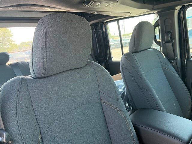 New 2026 Jeep Gladiator Sport AWD/4WD image 28